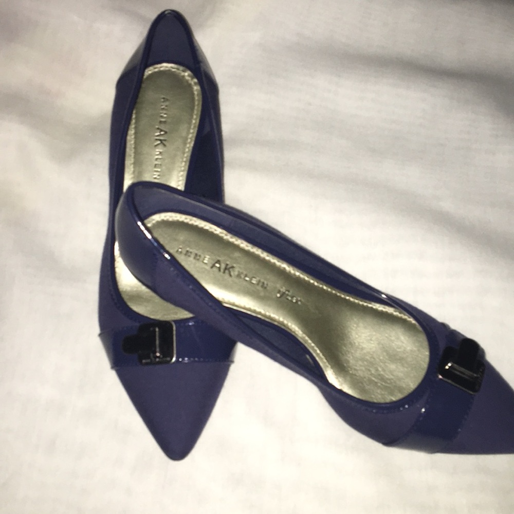 Anne Klein kitten heels